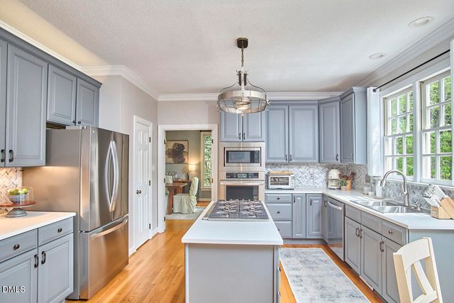 1216 E Pointe Drive, Durham, NC 27712