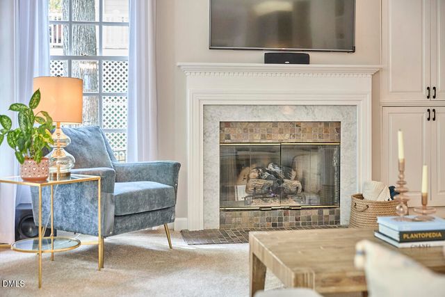 1216 E Pointe Drive, Durham, NC 27712