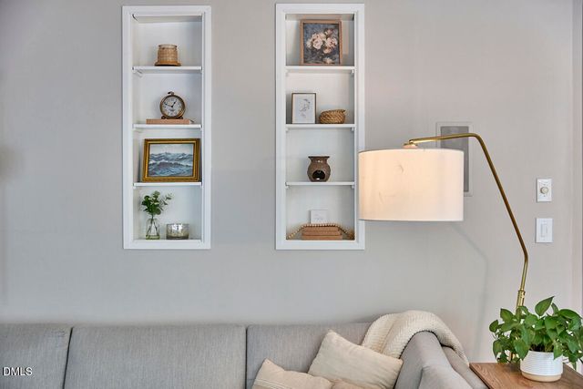 1216 E Pointe Drive, Durham, NC 27712