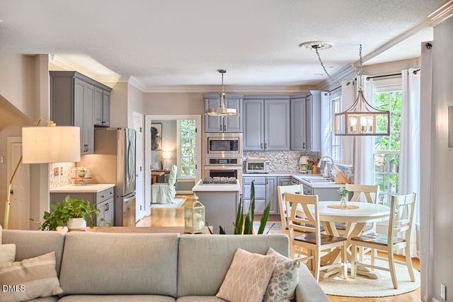 1216 E Pointe Drive, Durham, NC 27712