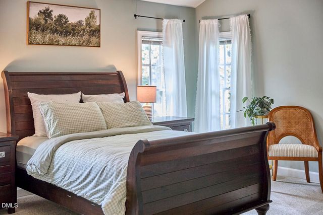 1216 E Pointe Drive, Durham, NC 27712