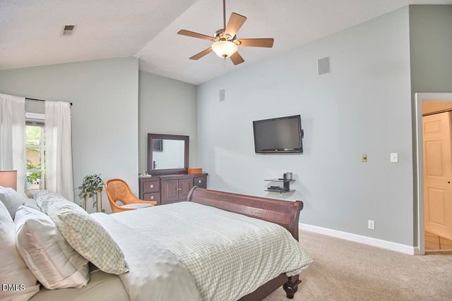 1216 E Pointe Drive, Durham, NC 27712