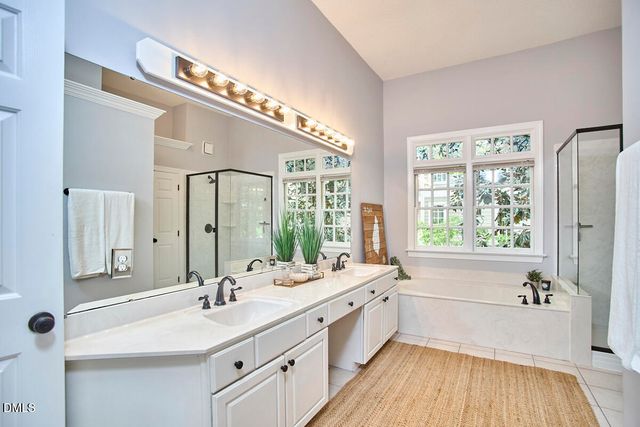 1216 E Pointe Drive, Durham, NC 27712