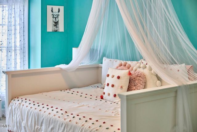 1216 E Pointe Drive, Durham, NC 27712