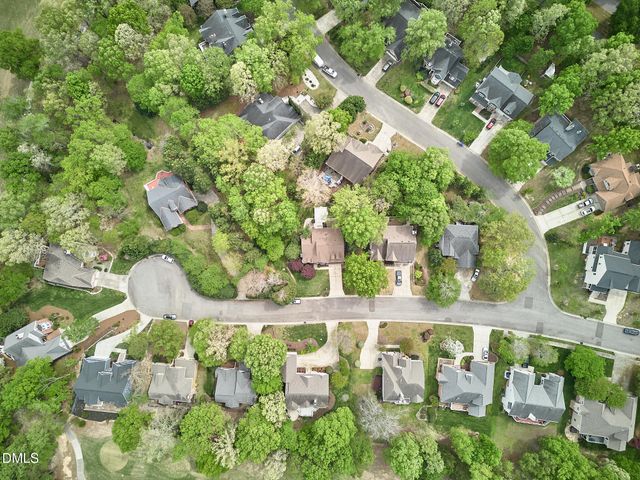 1216 E Pointe Drive, Durham, NC 27712