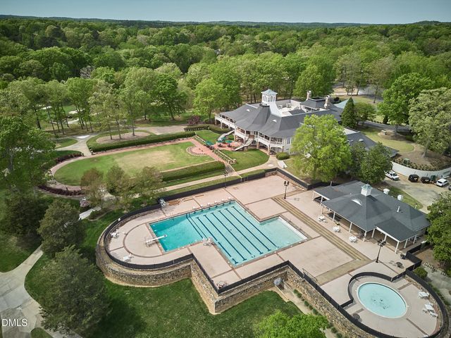 1216 E Pointe Drive, Durham, NC 27712