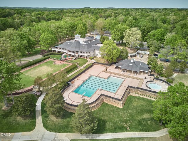 1216 E Pointe Drive, Durham, NC 27712