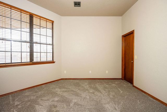 16432 Oconee Creek Drive, Edmond, OK 73013