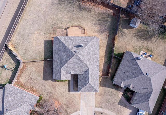 16432 Oconee Creek Drive, Edmond, OK 73013