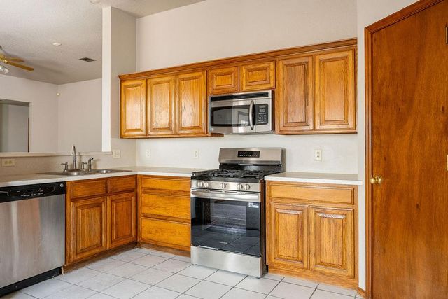 16432 Oconee Creek Drive, Edmond, OK 73013