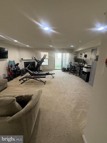 2784 FREDERICKSBURG RD, Hanover, MD 21076