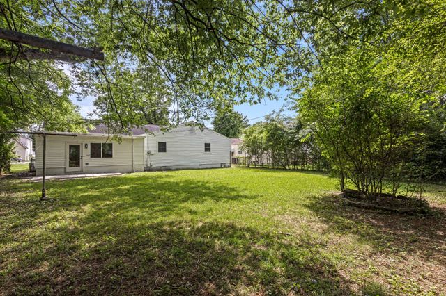 5325 Meadowbrook Lane, Chattanooga, TN 37411