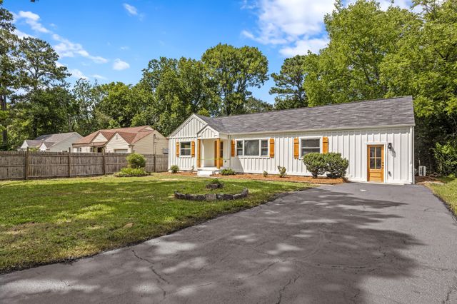5325 Meadowbrook Lane, Chattanooga, TN 37411