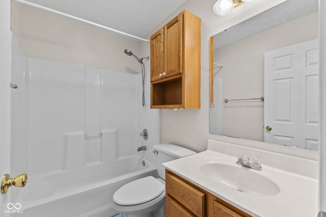 6612 Cobham Lane, Indianapolis, IN 46237