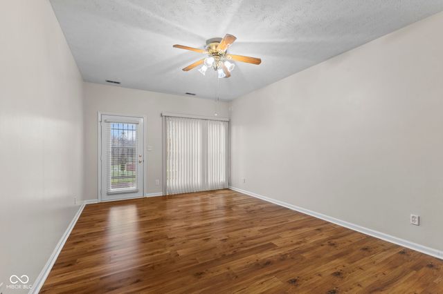 6612 Cobham Lane, Indianapolis, IN 46237