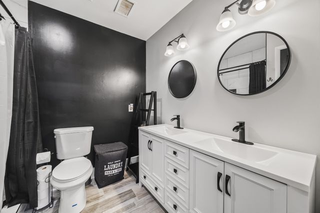 1003 Heritage Dr, Madison, TN 37115