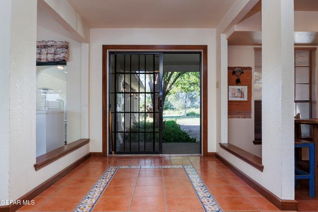 12309 SUGDEN Road, Clint, TX 79836