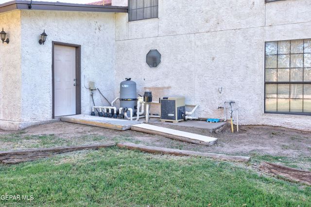 12309 SUGDEN Road, Clint, TX 79836