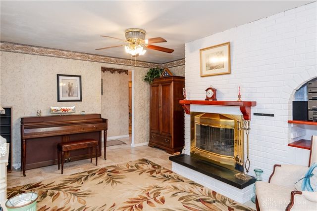 2018 Tahoe Drive, Xenia, OH 45385