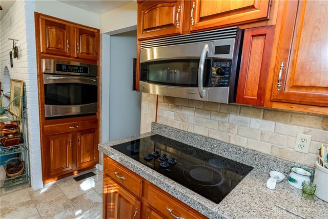 2018 Tahoe Drive, Xenia, OH 45385