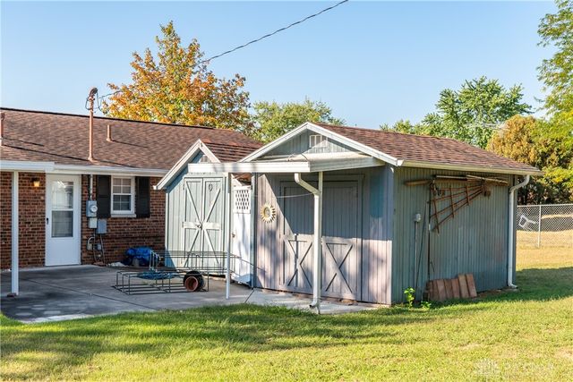 2018 Tahoe Drive, Xenia, OH 45385