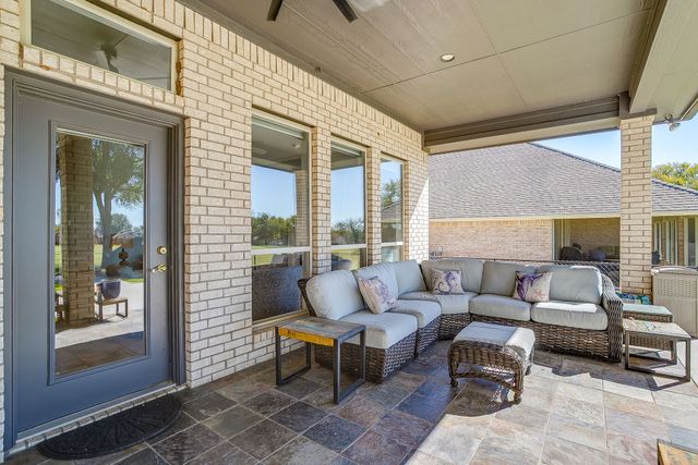 8700 Bellechase Road, Granbury, TX 76049