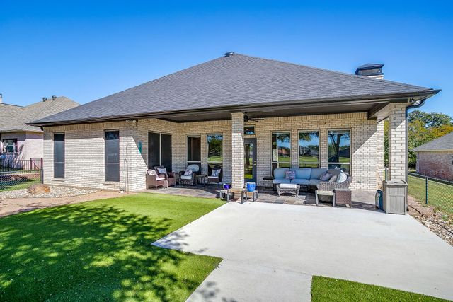 8700 Bellechase Road, Granbury, TX 76049