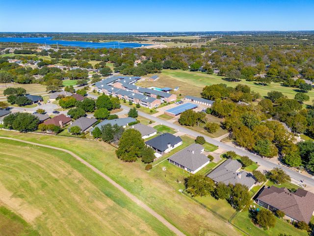 8700 Bellechase Road, Granbury, TX 76049