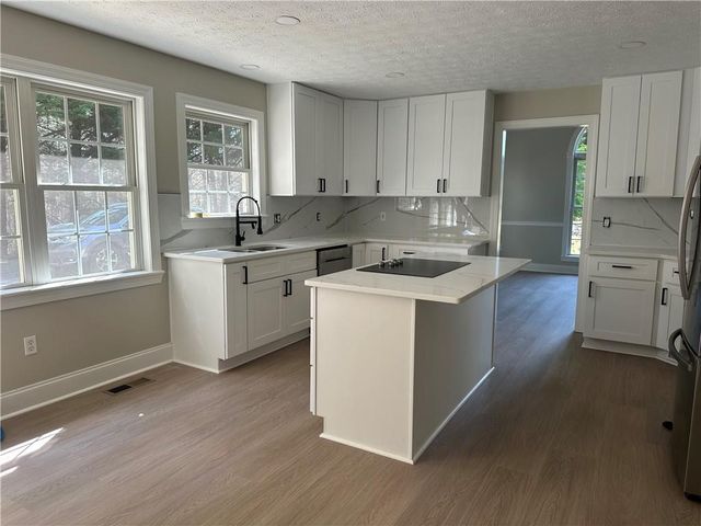 225 Rock Springs Road, Lula, GA 30554