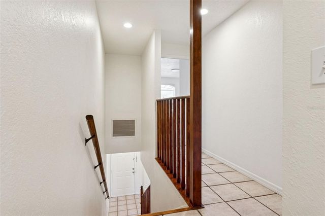 14902 PAR CLUB CIRCLE, Tampa, FL 33618