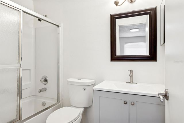 14902 PAR CLUB CIRCLE, Tampa, FL 33618