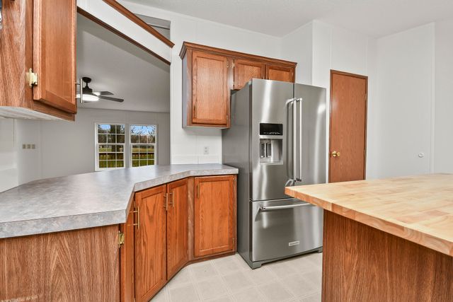 2759 E Farm Road 48, Springfield, MO 65803