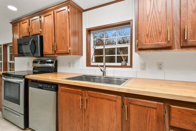 2759 E Farm Road 48, Springfield, MO 65803