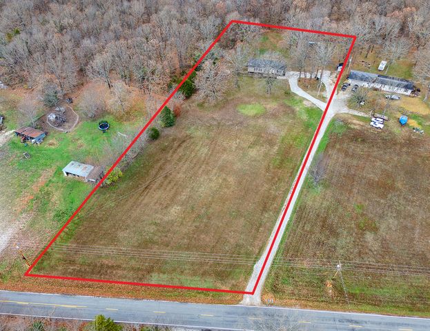 2759 E Farm Road 48, Springfield, MO 65803