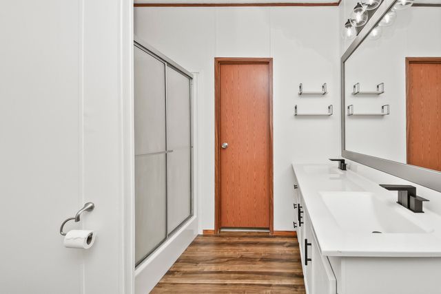 2759 E Farm Road 48, Springfield, MO 65803