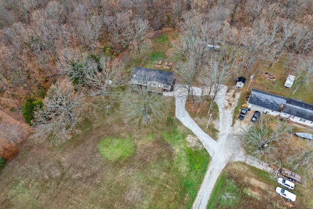 2759 E Farm Road 48, Springfield, MO 65803