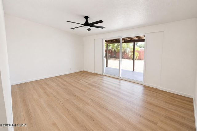 5632 E Cooper Street, Tucson, AZ 85711