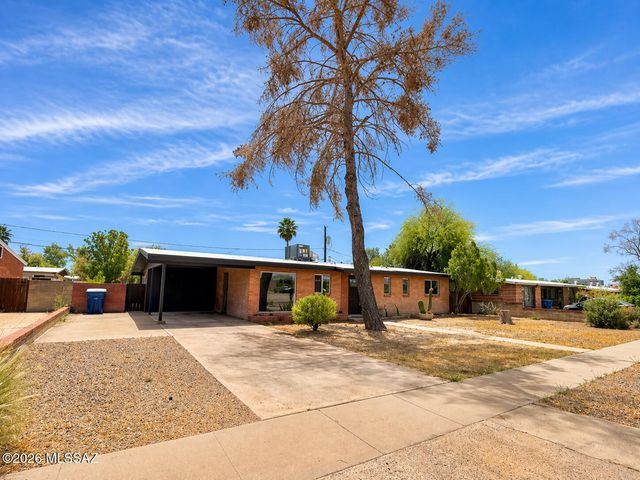 5632 E Cooper Street, Tucson, AZ 85711