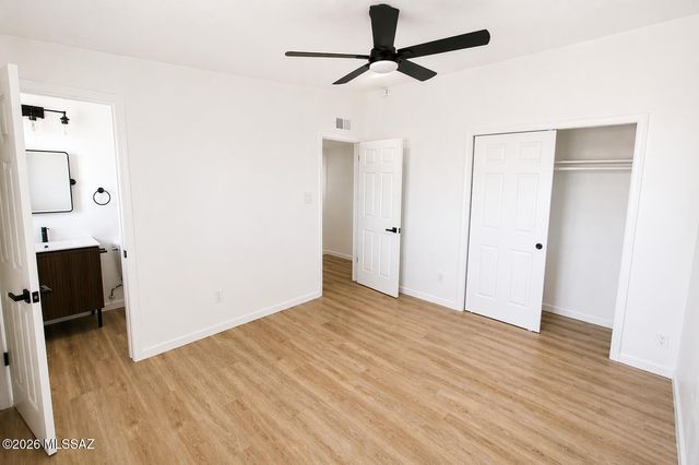 5632 E Cooper Street, Tucson, AZ 85711