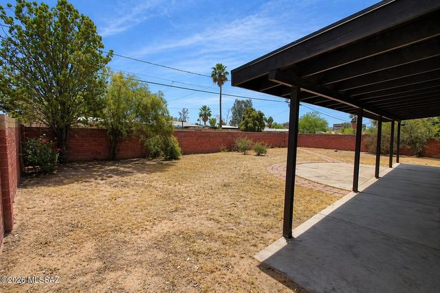 5632 E Cooper Street, Tucson, AZ 85711