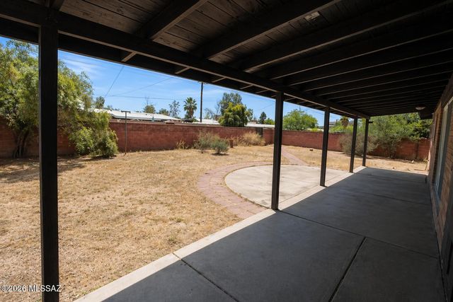 5632 E Cooper Street, Tucson, AZ 85711