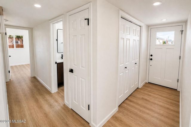 5632 E Cooper Street, Tucson, AZ 85711