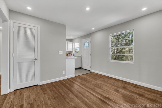 1321 E 38th Place 1321B, Tulsa, OK 74105