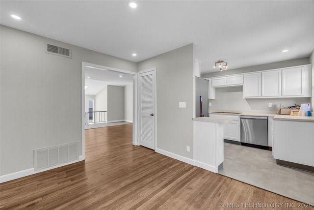 1321 E 38th Place 1321B, Tulsa, OK 74105