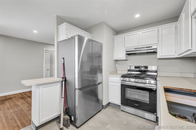 1321 E 38th Place 1321B, Tulsa, OK 74105