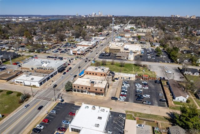 1321 E 38th Place 1321B, Tulsa, OK 74105