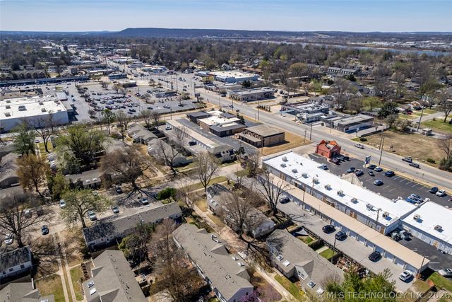 1321 E 38th Place 1321B, Tulsa, OK 74105