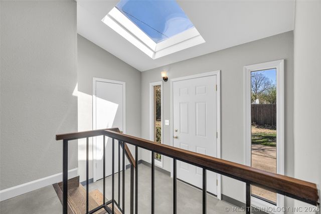 1321 E 38th Place 1321B, Tulsa, OK 74105