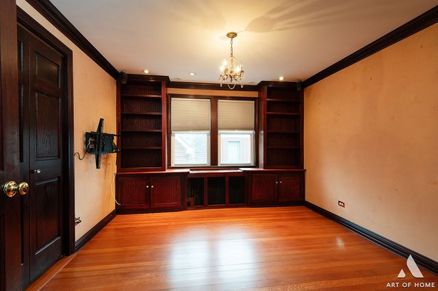 4265 Emerson Avenue, Schiller Park, IL 60176