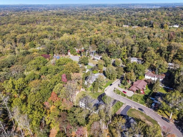 794 Blauvelt St, River Vale Twp., NJ 07675